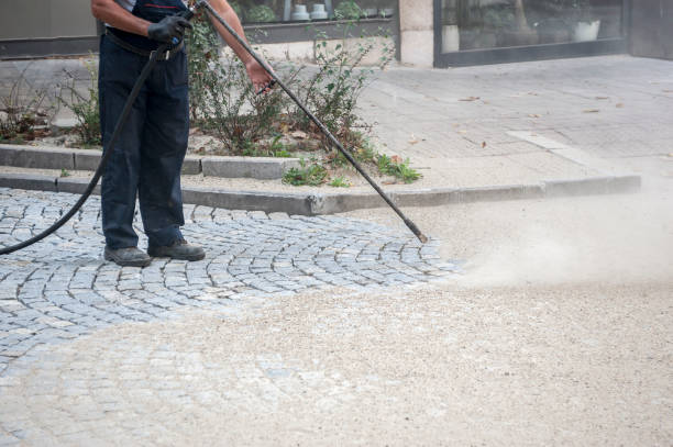 Best Sign and Awning Cleaning  in Urbandale, IA